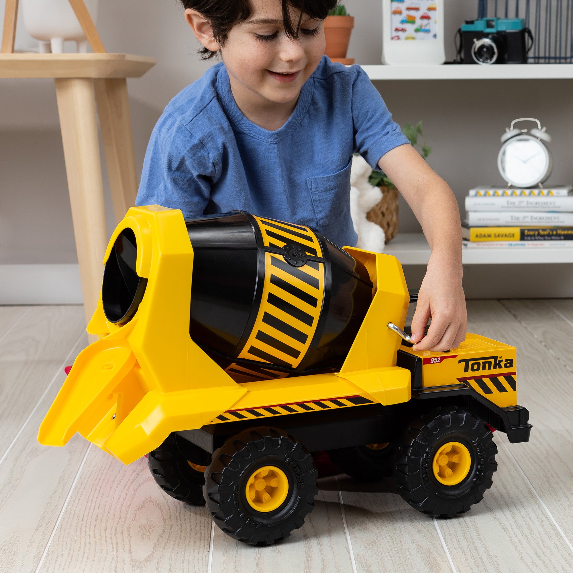 Mighty tonka cement mixer on sale