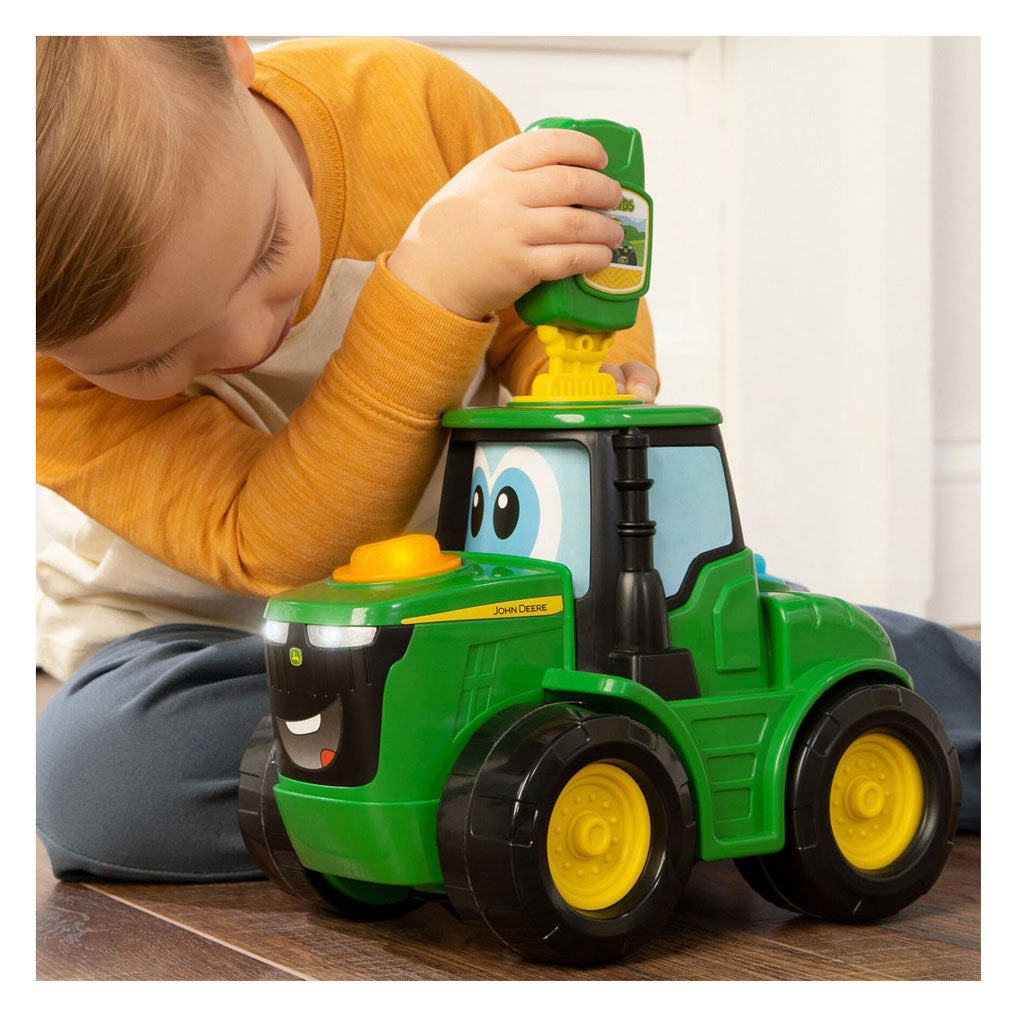 John Deere Kids Key n Go Johnny Tractor