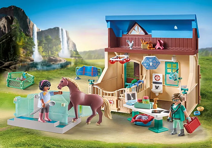 Playmobil Horses of Waterfall Riding Therapy and Veterinary Practice