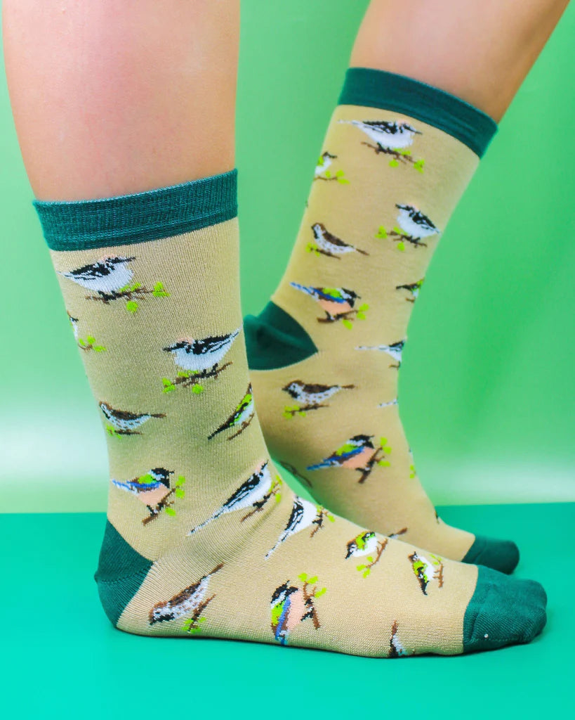 Eco Chic Eco-Friendly Beige Wild Birds Bamboo Socks – Sam Turner & Sons