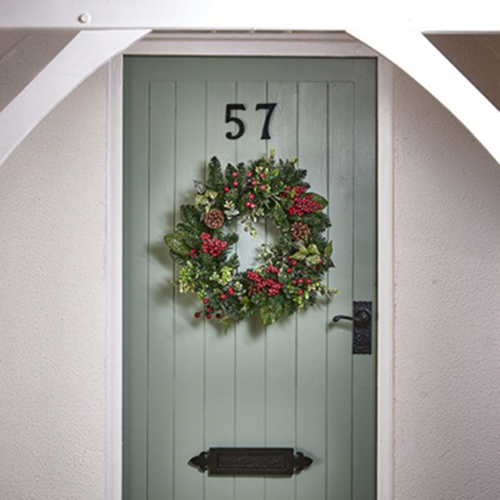 Premier 50cm Cotoneaster Wreath Glitter with Bay Leaf