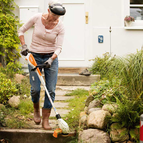 STIHL FSA 45 Cordless Strimmer Integrated Battery Sam Turner