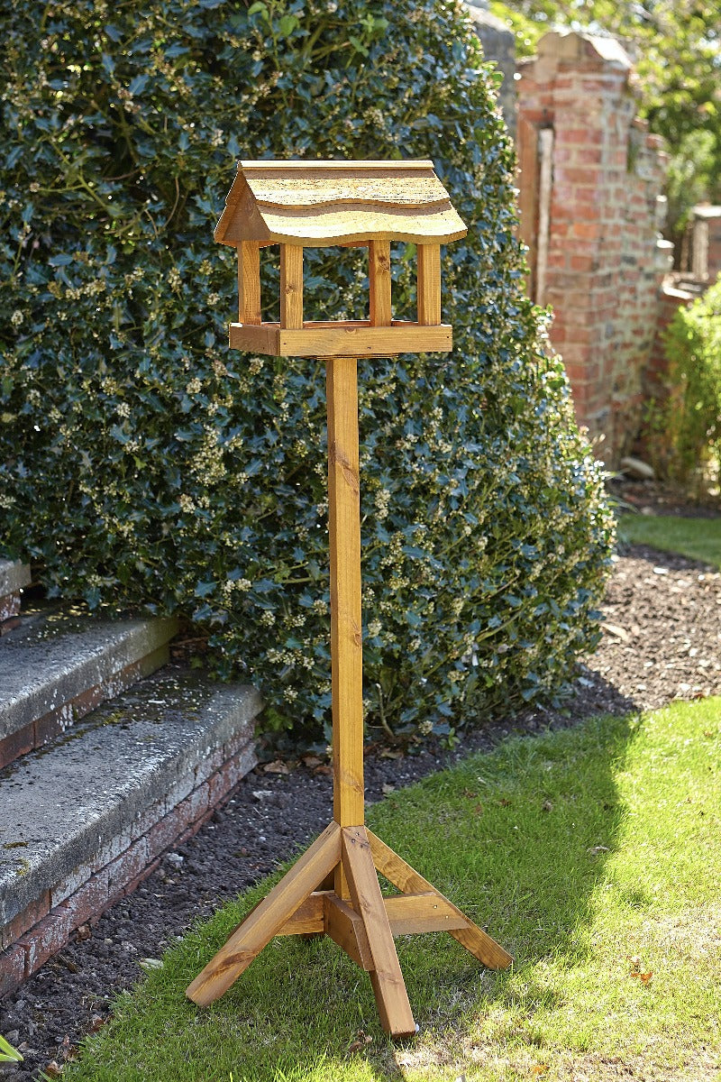 Tom Chambers Bird Inn Bird Table Traditional – Sam Turner & Sons